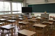 國三生才遭割頸亡！新北國中驚傳「水槍射黑板」　校方緊急沒收：籲勿讓學生攜帶違禁物品