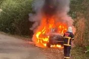 影/苗栗象鼻部落火燒車險釀森林大火　男跳車遭燙傷摔3米深坡