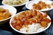 台灣越來越多大陸小吃？兩派戰翻　揪國民美食「滷肉飯」前身是東坡肉