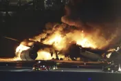 羽田機場2機擦撞起火「濃煙四竄」！醫警告濃煙嗆傷恐留不可逆「後遺症」