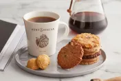 只限今天！Aunt Stella詩特莉「指定飲品買1送1」　星巴克第2杯半價