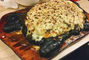 現在客人太聰明！牛排館祭內用無限加麵卻發「道歉啟事」　全網相挺