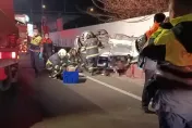 快訊/彰化轎車自撞1死3傷！車輛翻覆駕駛「壓在車內」送醫不治