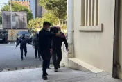 三重警自戕身亡今早相驗「子彈穿左胸」　父母見兒遺體心碎淚崩
