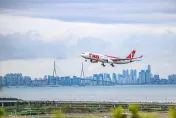 影/飛一半變「火機」！韓廉航「引擎吸入飛鳥」冒大火　機上122人嚇呆