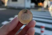 陸女遊日「領不出現金」！　台灣短髮正妹「1招神救援」...她感動致謝