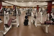 93歲老翁每日持續運動全身80%都是肌肉　醫認證擁有40歲體能