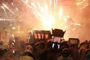 二度被「開吉」！鹽水蜂炮炸傷遊客　台南武廟收傳票「殺人未遂」