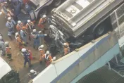 影/神戶驚傳4車連環撞！輕型車遭壓扁成「30cm廢鐵」　7旬老夫婦慘死