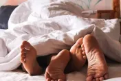 婚禮前2天找前男友敘舊！不小心「聊天聊上床」　人妻：不算對不起老公吧？