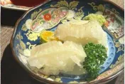 吃過超哥的海鮮丼！部落客曝「魚生是臭的」　認了怕被打：只敢發限動