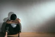 噁男校外襲臀騷擾女學生　看所守強吻獄友再多關40天