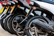 機車發不動！老闆看半小時「報價2600」　他牽另一家傻眼：只要450