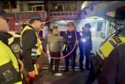 影/遇臨檢車上飄出味到「怪怪的」　警搜出鎮暴槍、各式毒品