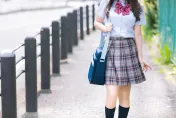 抖音不夯了？高中通勤必用兩款App出爐　網見狀：跟我一樣