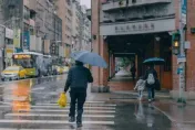 乍暖還寒！劇烈降雨再炸2天　冷氣團接力「濕冷探12度」