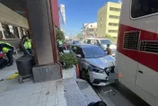 快訊/三義火車站前自小客失控衝遊覽車　6鐵道迷慘遭撞飛送醫