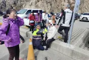7旬翁登武嶺高山症發作　急攔警車求援「氧氣罐」保命