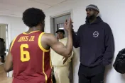 傳詹皇或為兒子離開湖人　騎士粉專：是時候回家了