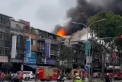 快訊/土城民宅失火！頂樓竄出熊熊烈火　駭人畫面曝光