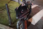 淡水騎士「自撞分隔島」慘亡！人車噴飛頭部重傷　搶救1小時仍不治