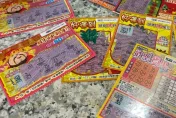 平時只買電腦彩券！嘉義婦人聽兒推薦買刮刮樂　幸運抱回百萬現金