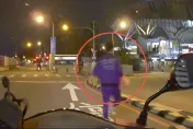 影/抓住他！失聯移工見警棄車拔腿狂奔　火車站前遭熱心男攔下活逮