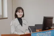逆轉！酸鄭運鵬「猶如詐騙集團」　美女發言人二審判賠15萬元