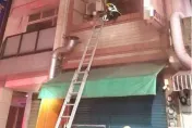 快訊/屏東萬丹住宅大火！受困1家9人送醫搶救　4人吸入性嗆傷插管