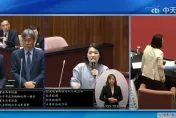 食安專報引雙姝開戰！吳思瑤台下嗆「造謠」　徐巧芯吐舌頭：我跟妳一樣可愛