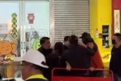 影/新港奉天宮元宵遶境全武行！　阿伯刪「LINE群組」臉被打瘀青