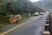 恐怖！基隆湖海路15噸巨石崩落　衝破護欄險砸車