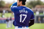 影/身穿道奇球衣首戰前兩打席烙賽　大谷翔平「怪力」推出首轟！