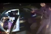 快訊/驚險圍捕畫面曝光！高雄警追緝縱火犯開8槍　嫌犯自撞護欄遭逮