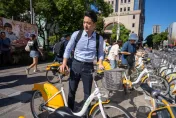 台北市恢復YouBike前30分鐘免費　蔣萬安視察：有些站借不太到車