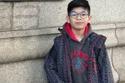 疑視線死角！11歲華裔男童上學遭垃圾車撞飛亡　案發現場數十束鮮花悼念