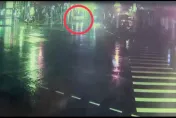 快訊/新店保時捷暗夜攔車砍人！駕駛背部中刀、乘客遭擄走重傷丟包醫院