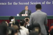 大陸兩會/談中美關係王毅拋「四問」　聽到「中國」就焦慮大國自信何在？