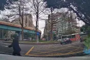 視線死角！車輛停讓後「行人硬闖」　工會怒喊：車禍不能全怪駕駛