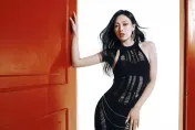 琟娜Verna蕾絲透視裝性感噴發　戒泡麵拍MV鐵腿3天