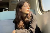 義大利正妹環島！全裸美背遭種「多顆大草莓」　爽喊「好想搬來台灣」