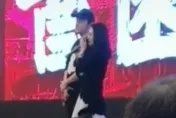 章子怡離婚後露面了！演「殺夫」戲造形曝光　殺青宴淚謝陳可辛「給我重生機會」