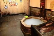 又見外流片！北投溫泉偷拍案「又見受害者」　3女1男泡湯影像被公開
