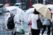 冷氣團報到！華南雲雨區通過「越晚越冷」　急速降溫只剩10度