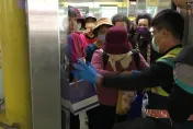 影/員林火車站「電梯突卡住」！8旅客受困　消防急救援