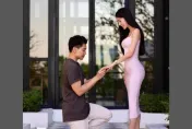 孔子76代孫求婚成功！霸氣CEO獻4克拉鑽戒　甜喊：再度相信愛情