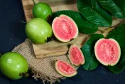 橘子沒上榜！「高維生素C」蔬果Top10排行出爐　彩椒包辦蔬菜前3名