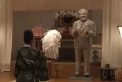 影/落水24年奇蹟現身！阪神魔咒「肯德基爺爺」劣化被送回天國