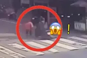 基隆驚見行人地獄！婦人走斑馬線慘遭機車撞翻　雙雙倒地