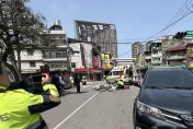 快訊/台大女志工騎YouBike「不明原因」自摔...慘遭後方貨車輾斃